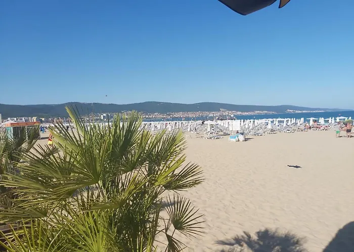 Rose Nesebar Apartamento *